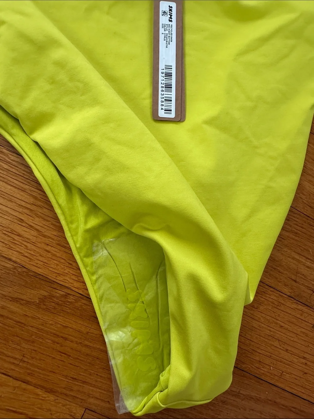 SKIMS citrus High waist Swim Bottoms Women's size small, BNWT